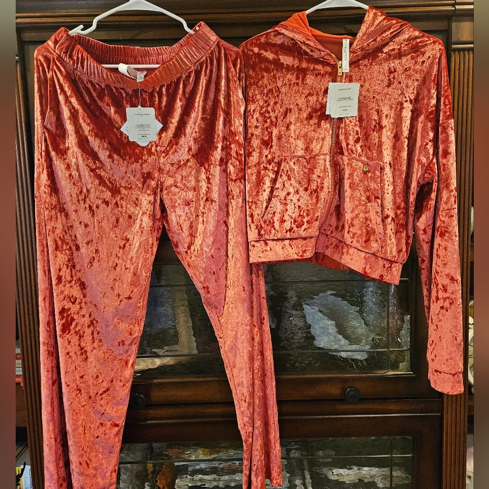 Fabletics Red Velvet Tracksuit